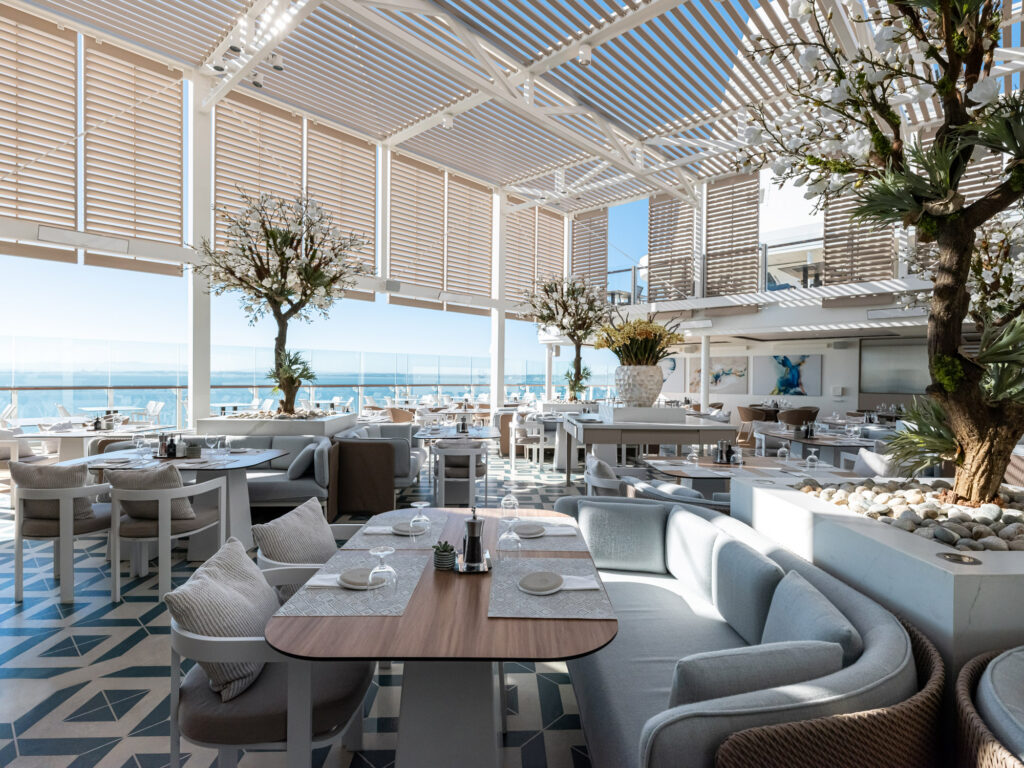 Marquee restaurant - SILVER NOVA
